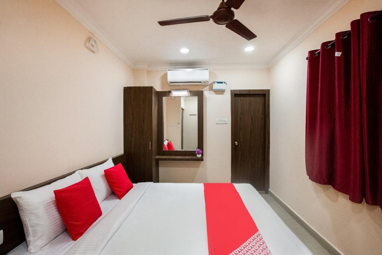 Hotel Park Tower Chennai Bagian luar foto