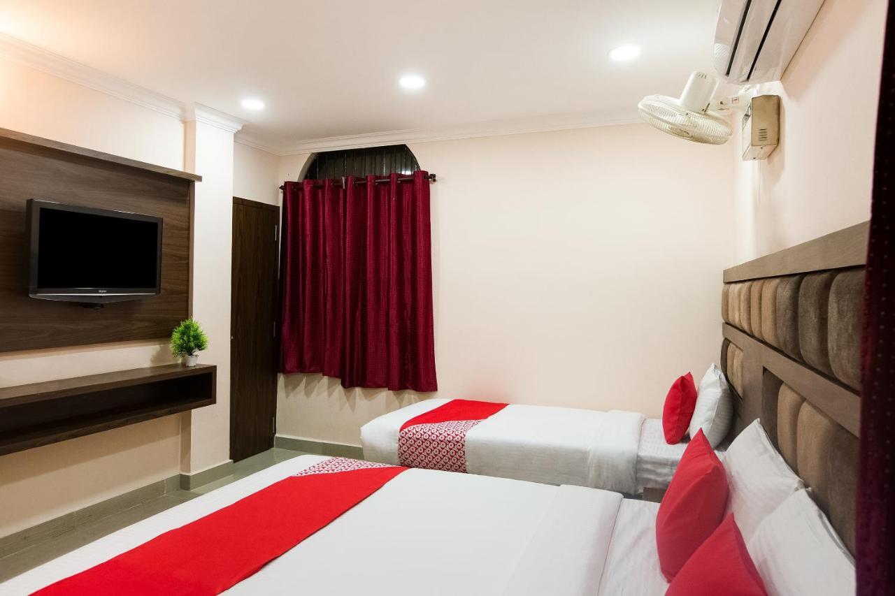 Hotel Park Tower Chennai Bagian luar foto